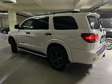 range over: Toyota Sequoia: 2018 г., 5.7 л, Автомат, Бензин, Внедорожник — 6