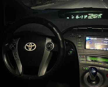 byd e9: Toyota Prius: 2012 г., 1.8 л, Вариатор, Гибрид, Лифтбек — 9