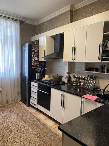 сколько стоит трехкомнатная квартира в бишкеке: 3 комнаты, 72 м², Сталинка, 3 этаж, Евроремонт — 3