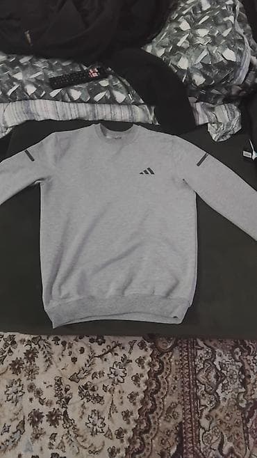 армани эксчендж спортивка: Мужская одежд:всё по 2000 сомфутболки по 1500 1) Свитшот — 2