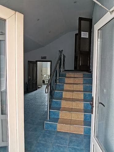 2600: 🏢 Сдаётся коммерческое помещение 📐 Площадь: 277 м² 🏢 Этаж: 2. 📍 Центр — 9
