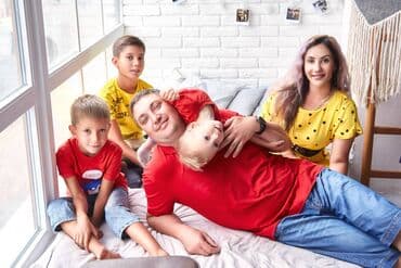 профессиональный фотограф: 📸 Привет! Я Игорь, фотограф с опытом в 8 лет! 🌟 За это время я создал — 4