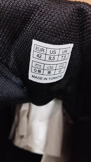 обувь италия: Мужские высокие кроссовки/ботинки, цвет черный. Характеристики: - — 4