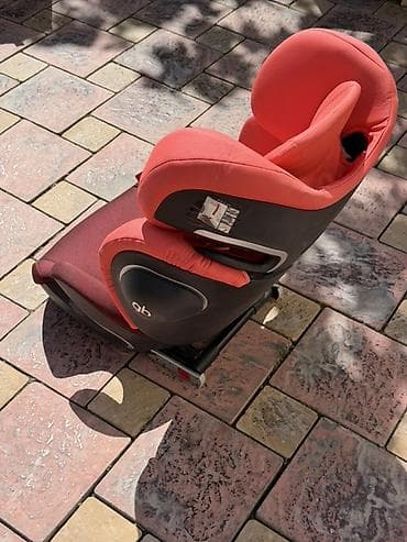 школьная жилетка: Автокресло, цвет - Красный, Б/у — 6