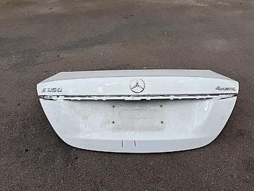Крышка багажника Mercedes-Benz w213 

Цвет белый состояние идеал