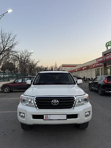 Toyota Land Cruiser: 2014 г., 4.6 л, Автомат, Бензин, Внедорожник