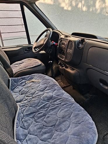 Транспорт: Ford Transit: 2001 г., 2 л, Механика, Дизель, Фургон — 8