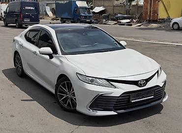барта: Toyota Camry: 2023 г., Автомат, Бензин, Седан — 2