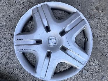 audi a6 c6: Колпаки R 15, Б/у, Комплект — 3