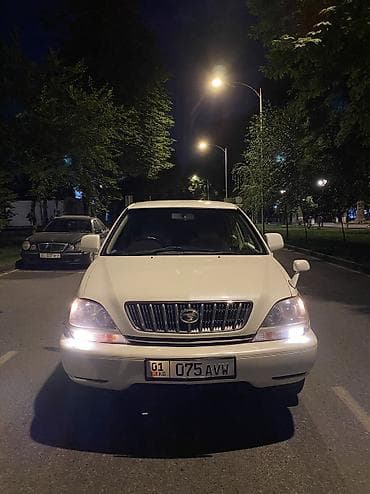 Продажа авто: Toyota Harrier: 2000 г., 3 л, Автомат, Газ, Кроссовер — 2