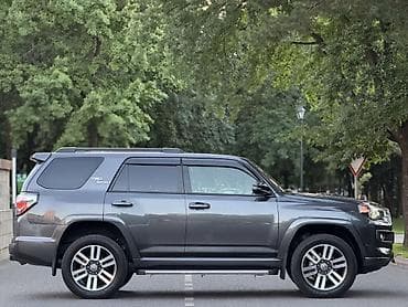 space runner: Toyota 4Runner: 2022 г., 4 л, Автомат, Бензин, Внедорожник — 5