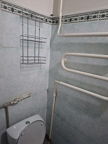 квартиры 3х комнатные: 1 комната, 37 м², 104 серия, 1 этаж, Косметический ремонт — 10