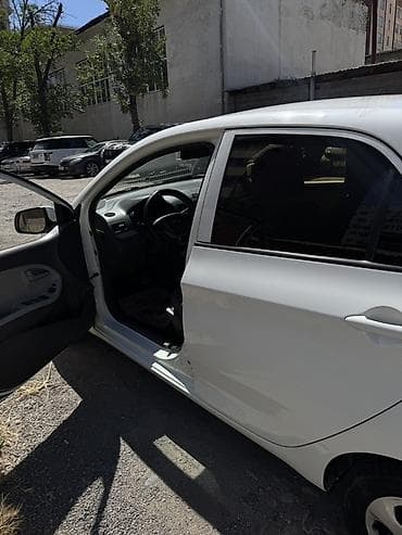 byd 05: Kia Morning: 2015 г., 1 л, Автомат, Бензин, Хэтчбэк — 5