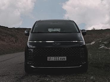 sprinter classic: Hyundai Staria: 2021 г., 2.2 л, Автомат, Дизель, Минивэн — 3