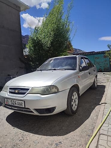 Daewoo: Daewoo Nexia: 2010 г., 1.5 л, Механика, Бензин, Седан — 2