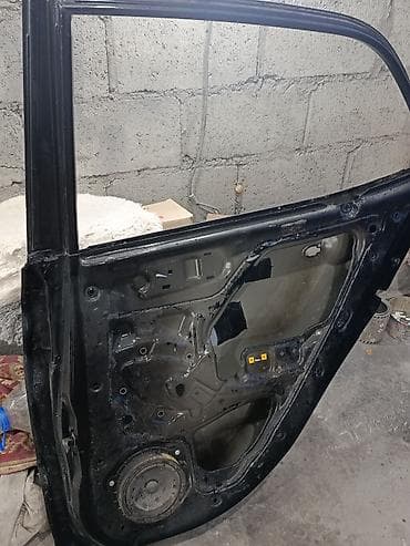 черная kia: Дверь Задняя левая Kia, Б/у, Оригинал — 5