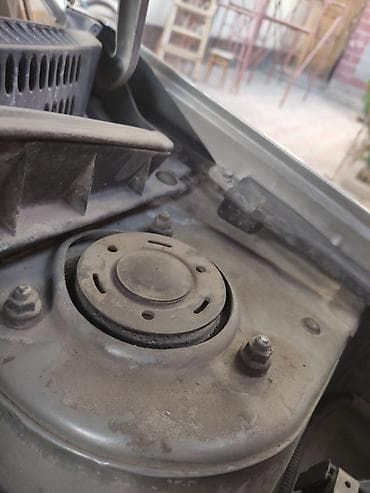 Транспорт: Toyota Allion: 2003 г., 1.8 л, Автомат, Бензин, Седан — 10
