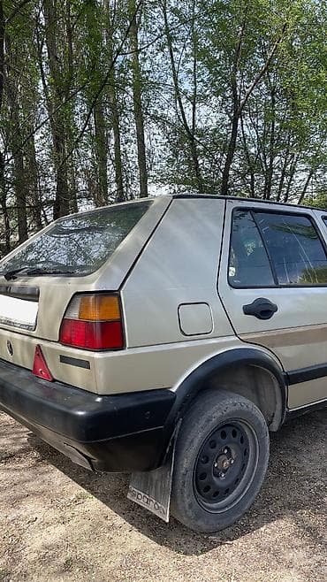 обмен гольф: Volkswagen Golf: 1988 г., 1.8 л, Ручные, Бензин — 5