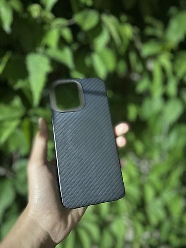 Чехлы для iPhone 15 pro max есть б/у и чехлы которые вообще не