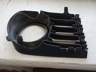 Заглушка бампера Передний Toyota, Б/у, Оригинал at lalafo.kg Заглушка бампера Передний Toyota, Б/у, Оригинал