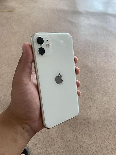 panasonic s5: IPhone 11, белый128гб Батарея 100% меняли Фейс трутон работают - — 1