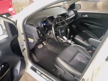 набор ключей для автомобиля в чемодане: Kia Morning: 2017 г., 1 л, Автомат, Газ, Хэтчбэк — 4