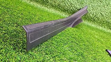 е38: Накладка порога задн Е38 8 150 160 Год 2002 В отличном состоянии — 2