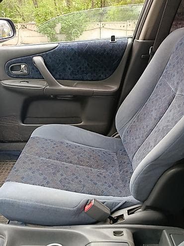 продаю с: Mazda 323: 2001 г., 1.6 л, Автомат, Бензин, Универсал — 8