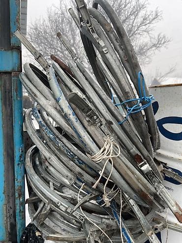 бассейн надувной б у: Металические обода на 200 литровые металические бочки. Состояние — 3