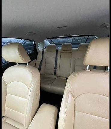 deepal so7: Kia K7: 2019 г., Гибрид, Седан — 4