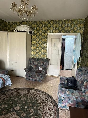 т цум: ЦЕНТР города Рядом с ЦУМом Депозит 10000 сом По номеру Просторная — 2