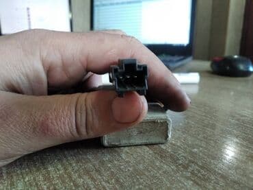 дополнительный вентилятор охлаждения: Mitsubishi Pajero 2 реостат печки, Митсубиси Паджеро 2 резистор — 2