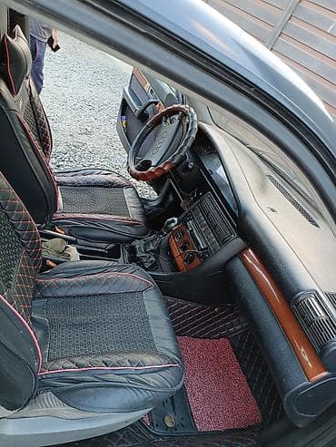 Audi S4: 1991 г., 2.3 л, Кол менен иштөөчү, Бензин, Седан — 4