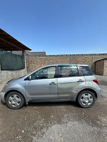 mini itx: Toyota Ist: 2003 г., Бензин, Хэтчбэк — 4