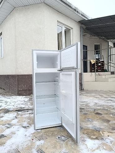 кыргызский стол: Уктоочу бөлмө гарнитуру, Колдонулган, Эки кишилик керебет, Шкаф, Тумба, Орусия, Өзү алып кетүү — 4