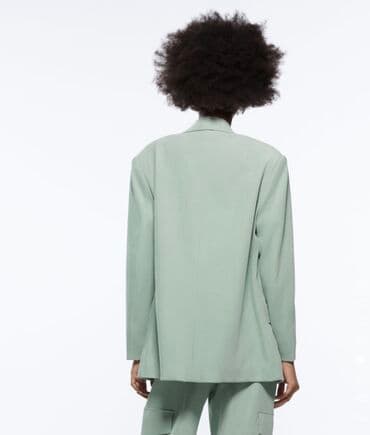 Прокат одежды: Шикарный блейзер. Новый. Мне не подошел образ. С официального сайта — 2