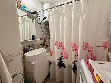 кывартира: 3 комнаты, 64 м², Индивидуалка, Пишпек Индивидуалка, 1 этаж, Косметический ремонт — 2