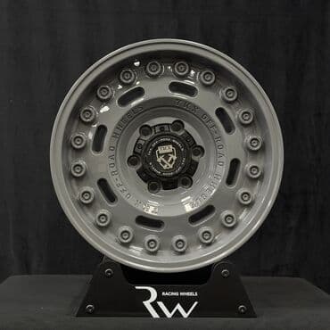 шины 10: Литые Диски R 17 Комплект, отверстий - 6, Новый — 1