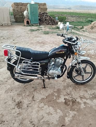 Мотоциклдер: Классикалык Suzuki, 250 куб. см, Бензин, Чоңдор үчүн, Колдонулган — 1