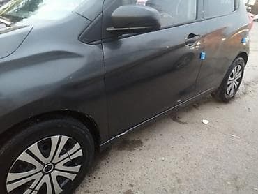 suzuki авто: Chevrolet Spark: 2017 г., 0.1 л, Автомат, Бензин, Хэтчбэк — 3