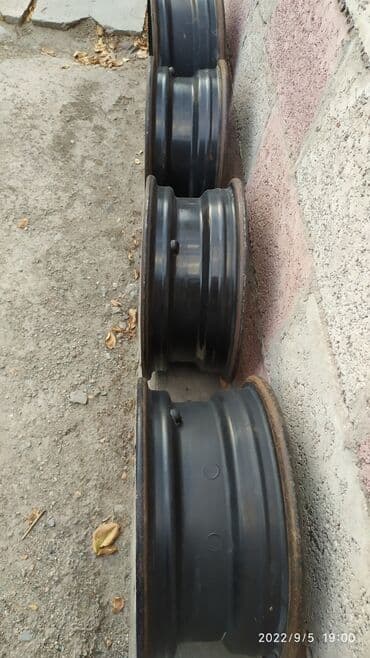 купить бу резину: Продаю диски 13 — 5