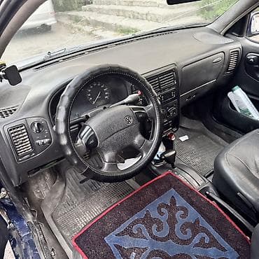 самбуфер колонки: Volkswagen Polo: 1998 г., 1.6 л, Автомат, Бензин, Хэтчбэк — 5