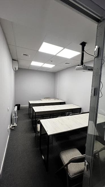 Коммерческая недвижимость: Аренда офисов, 105 м², В бизнес центре, С оборудованием — 3