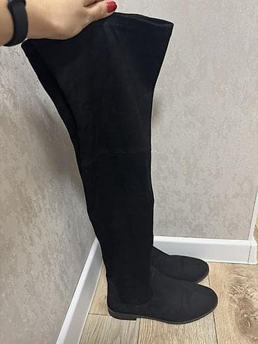 Угги: Черные сапоги-ботфорты без молнии. Были надеты 2 раза. Продаю так как — 2