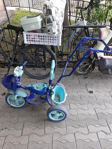 трехколесные велики для детей: Детский трёхколёсный велосипед с родительской ручкой - Цвет — 2