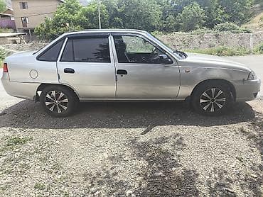 дэу матиз 1: Daewoo Nexia: 2008 г., 1.6 л, Бензин, Седан — 8