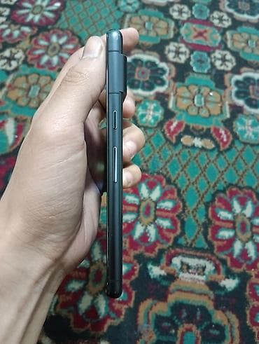 p 30 lite: Google Pixel 7, цвет - Черный, 1 SIM — 6