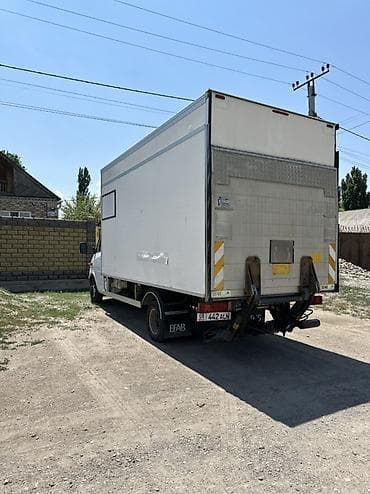 Mercedes-Benz Sprinter CDI, грузовой фургон с будкой. Автомобиль — 4