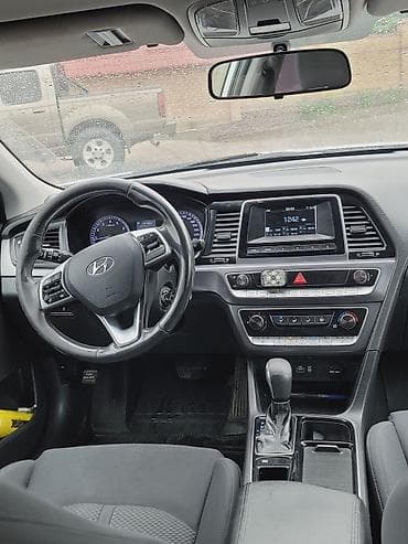 fast: Hyundai Sonata: 2018 г., 2 л, Автомат, Бензин, Седан — 6