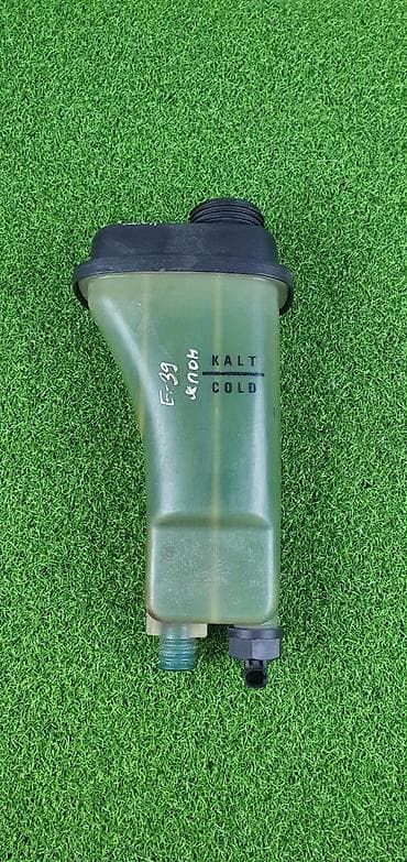 bmw m3: Бачок BMW 1999 г., Б/у, Оригинал, Германия — 3